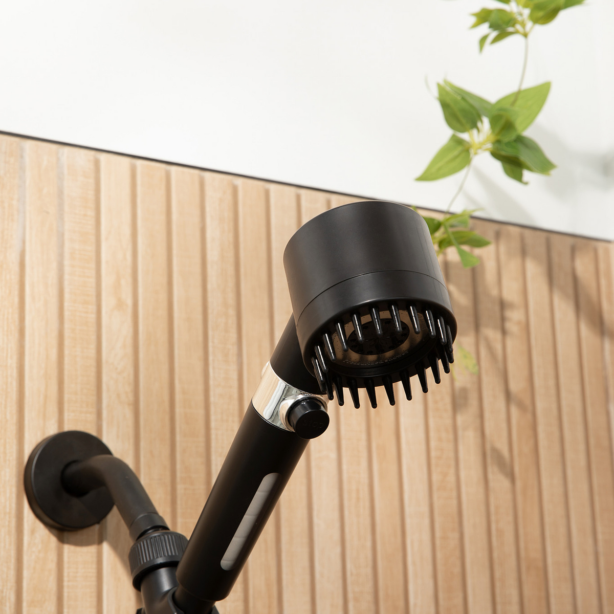 MINERALSTREAM MASSAGE FILTERED SHOWER HEAD